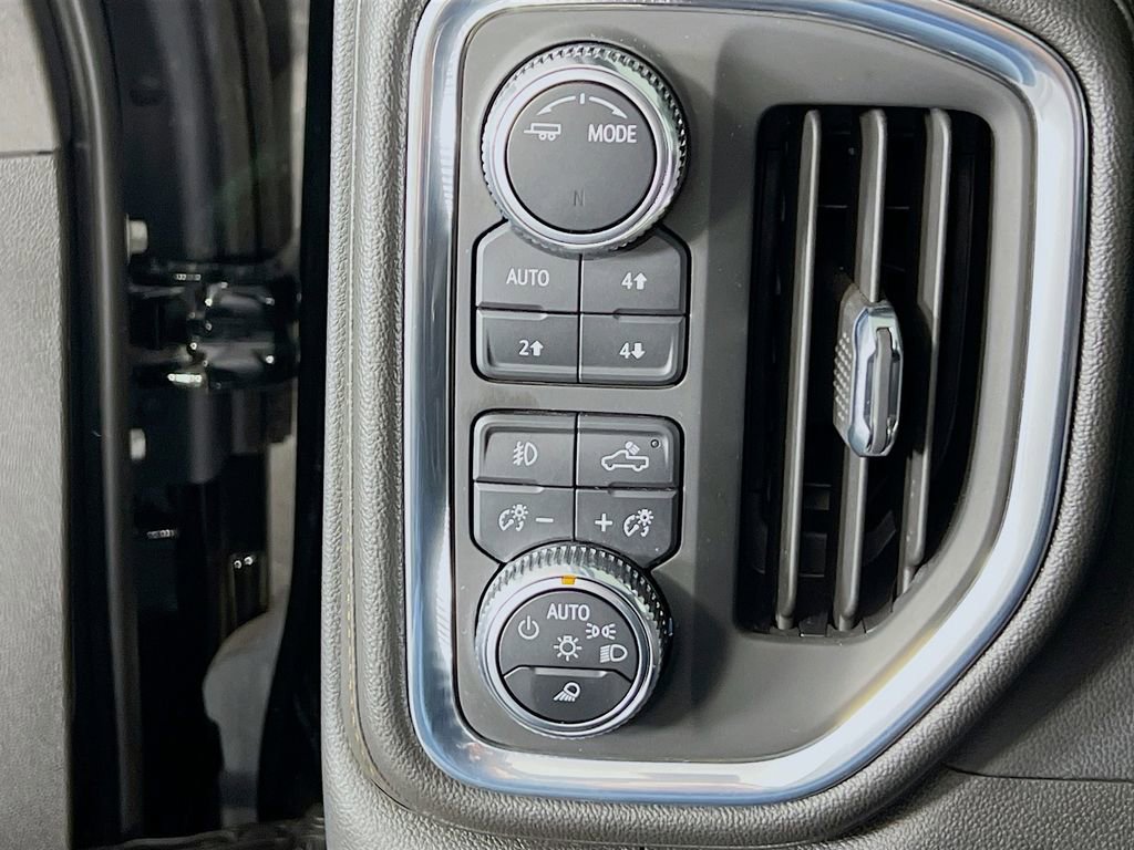 Certified 2023 GMC Sierra 3500 AT4 w/ Gooseneck/5TH Wheel Package image 9