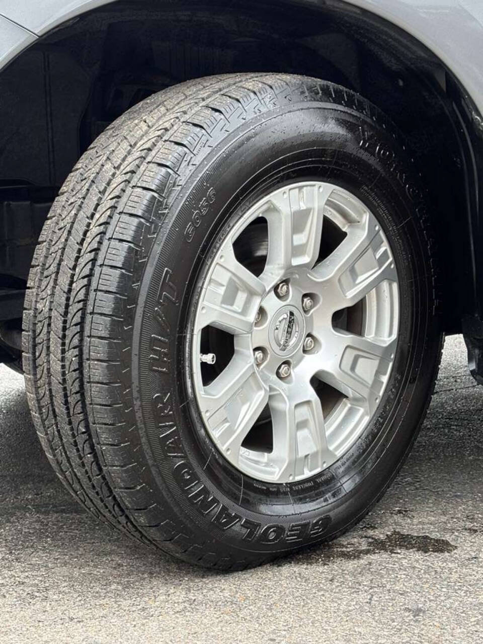 Used 2019 Nissan Titan SV w/ SV Convenience Package AWD/4WD image 28