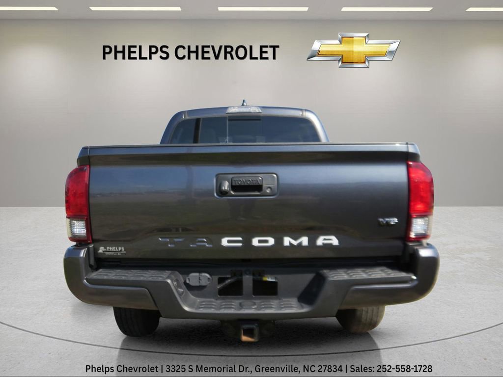 Used 2022 Toyota Tacoma SR5 w/ Technology Package image 7