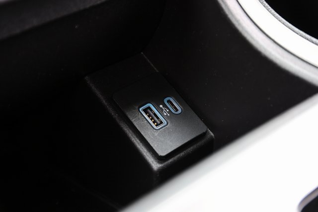 Certified 2023 Ford Edge SEL image 28