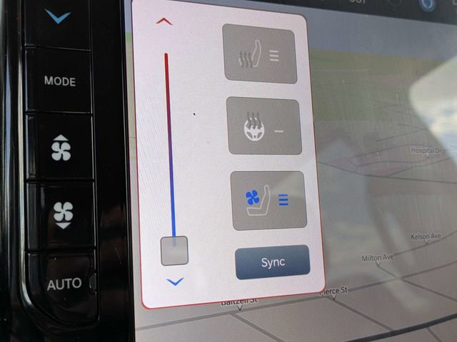 Used 2024 RAM 2500 Laramie image 24