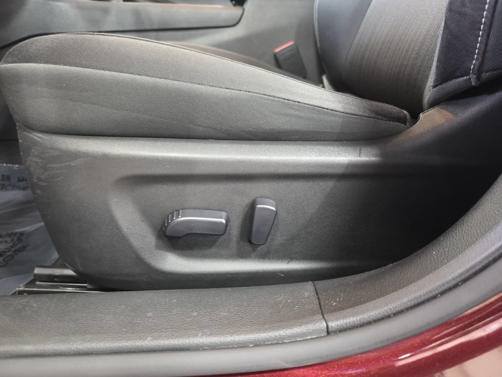 Used 2024 Nissan Altima 2.5 SV FWD image 28
