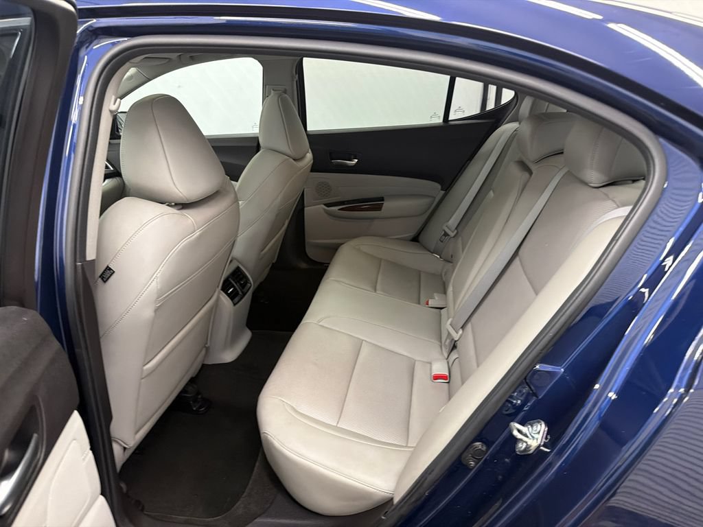 Used 2017 Acura TLX V6 w/ Technology Package FWD image 21