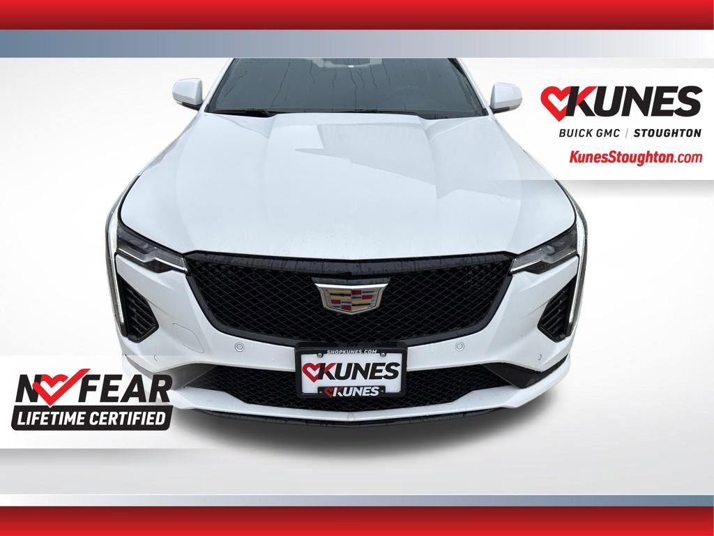 Used 2025 Cadillac CT4 V image 5