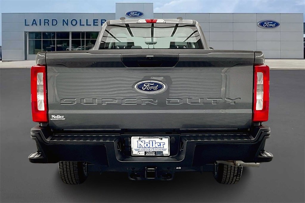 New 2026 Ford F350 XL image 4