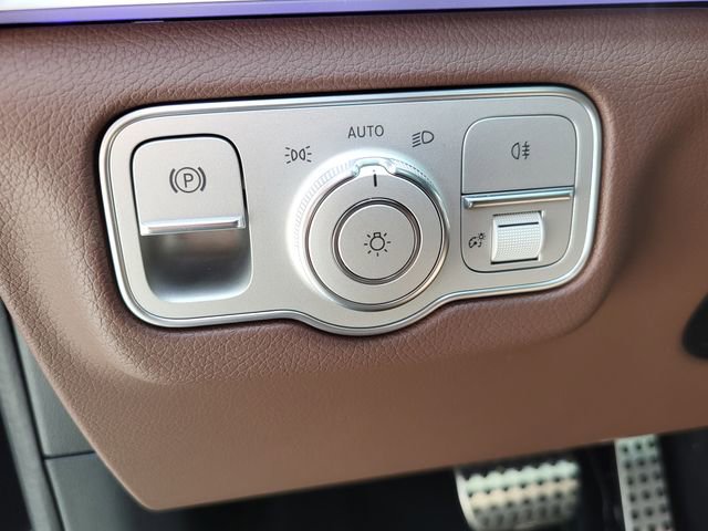 New 2025 Mercedes-Benz GLS 450 4MATIC image 24