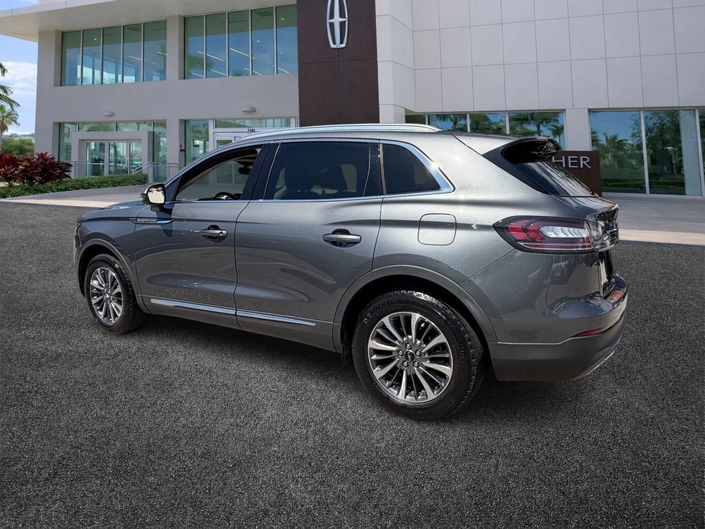 Certified 2022 Lincoln Nautilus FWD w/ Premium Package image 5