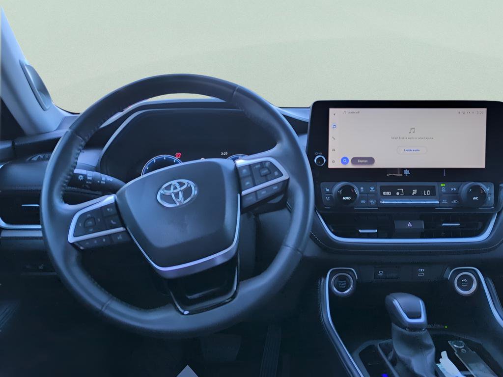 Used 2024 Toyota Grand Highlander Limited image 12
