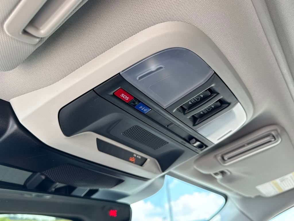 New 2025 Subaru Crosstrek 2.5i Limited w/ Crosstrek Mirror Package image 30