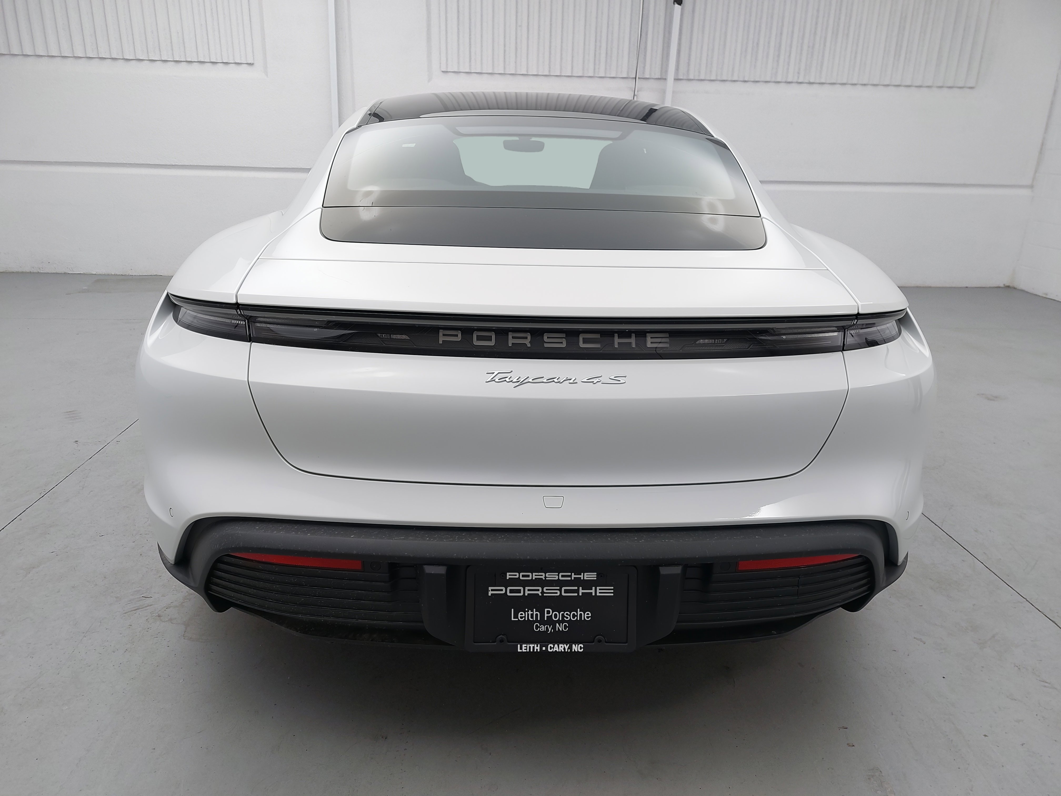 New 2025 Porsche Taycan 4S image 6