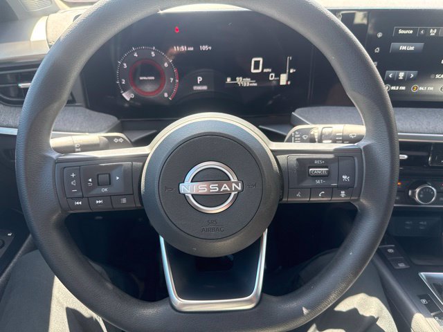 Used 2025 Nissan Kicks SV FWD image 12