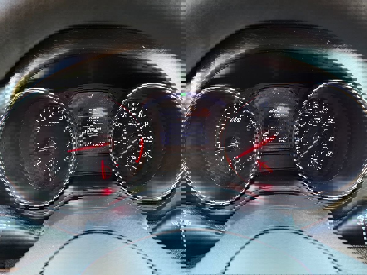 Used 2019 Kia Sedona LX image 31