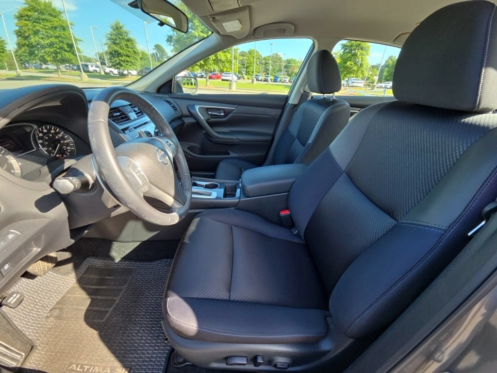 Used 2018 Nissan Altima 2.5 SR FWD image 13