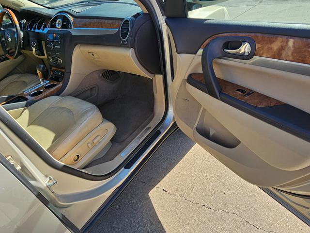 Used 2010 Buick Enclave CXL w/ Trailering Provision Package image 17