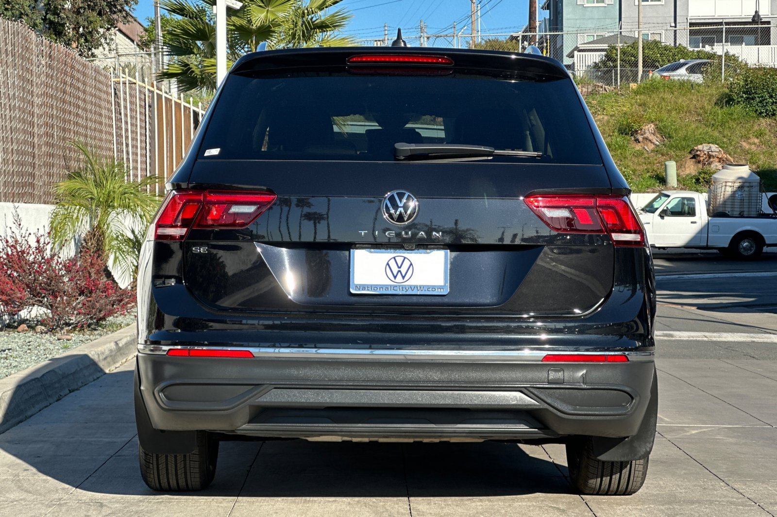 Used 2022 Volkswagen Tiguan SE image 6