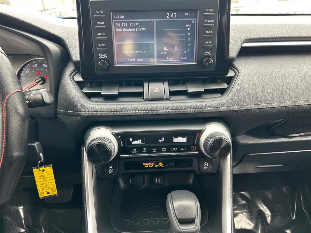 Used 2019 Toyota RAV4 LE w/ All Weather Liner Package image 25