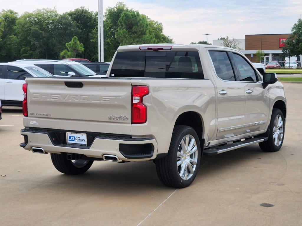 New 2026 Chevrolet Silverado 1500 High Country w/ High Country Premium Package AWD/4WD image 3