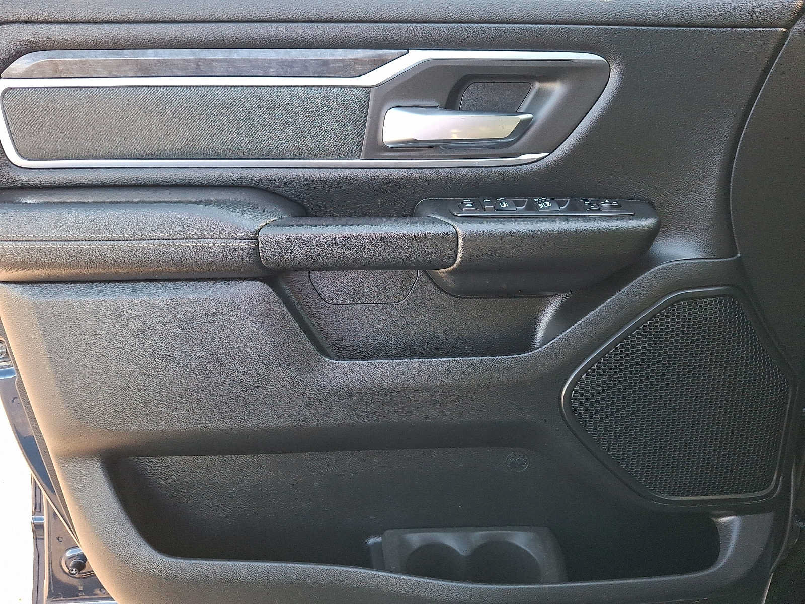 Used 2019 RAM 1500 Big Horn AWD/4WD image 12