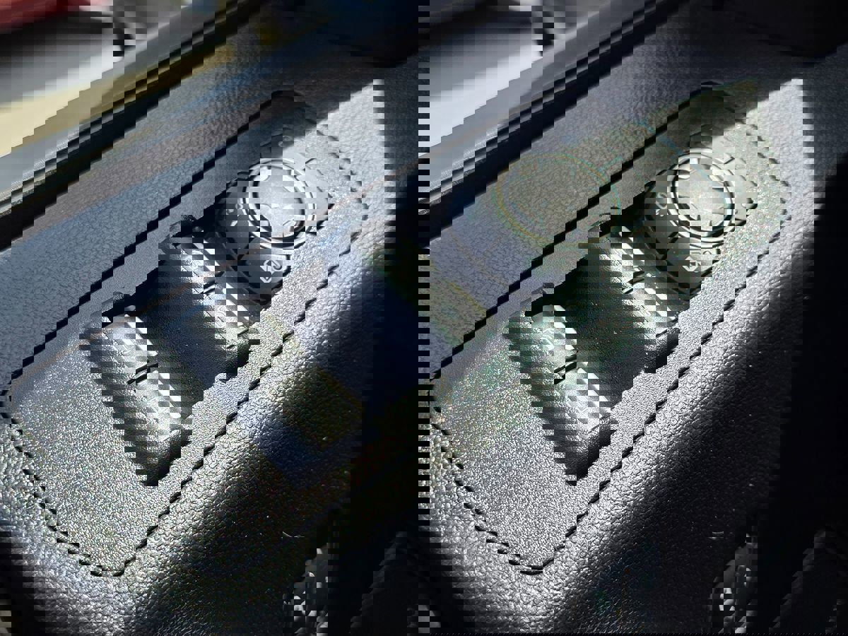 Used 2018 Ford F150 Raptor w/ Equipment Group 802A Luxury image 28