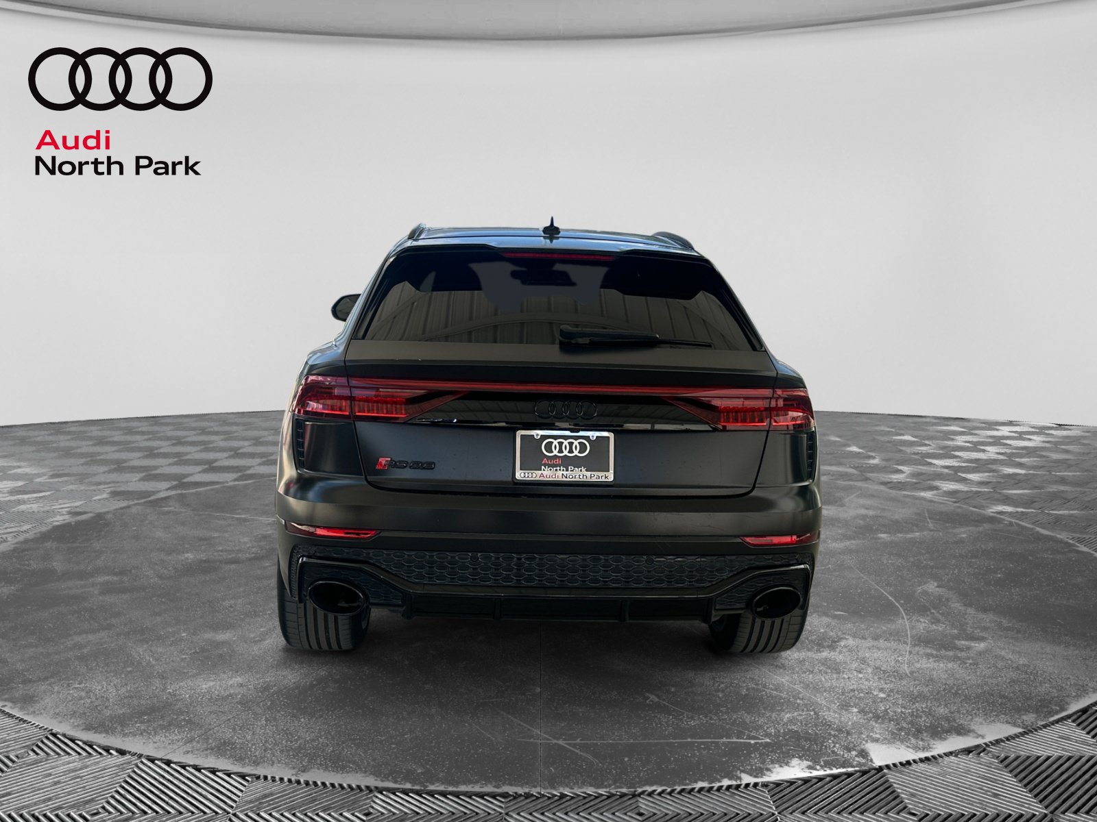 Used 2022 Audi RS Q8 w/ Black Optic Package AWD/4WD image 4