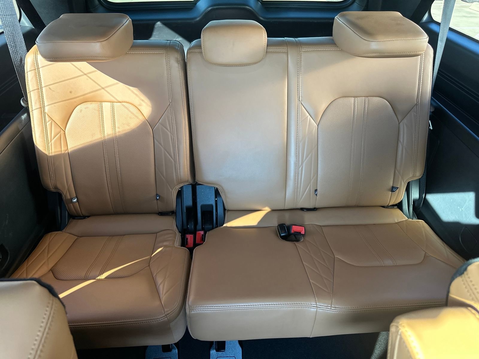 Used 2024 Ford Expedition Max Platinum image 33