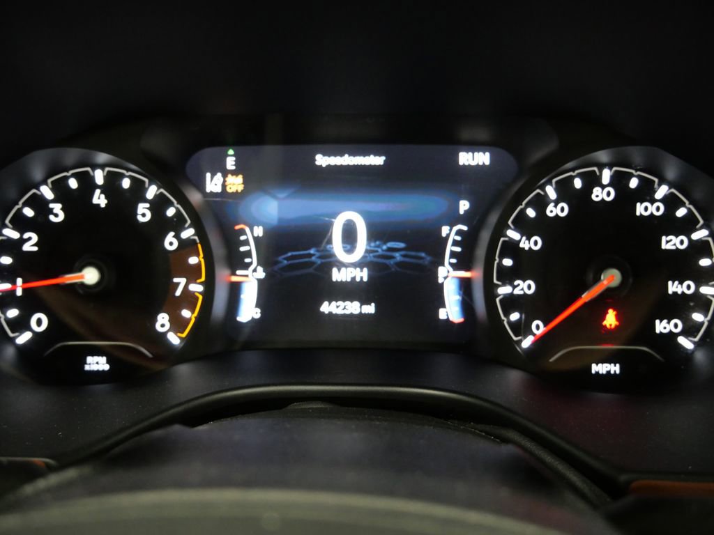 Used 2023 Jeep Compass Limited w/ Sun and Sound Group AWD/4WD image 16