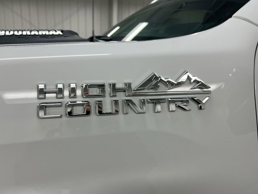 Used 2024 Chevrolet Silverado 3500 High Country w/ High Country Premium Package AWD/4WD image 30