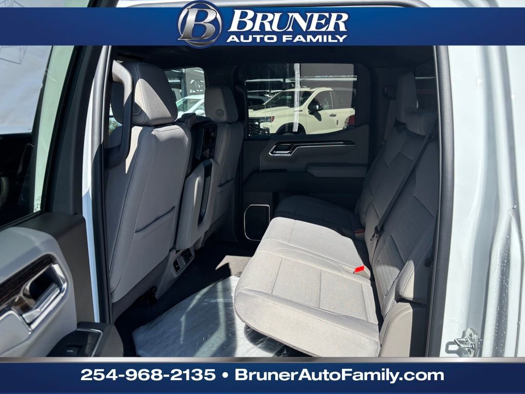 New 2026 GMC Sierra 1500 SLE image 14