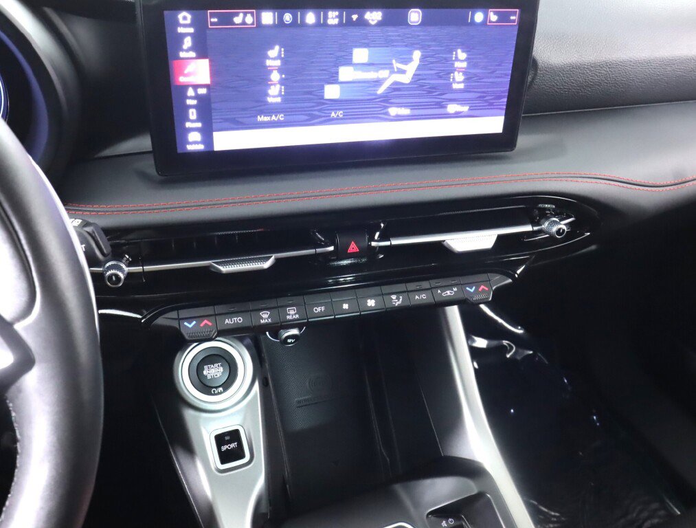 Used 2024 Dodge Hornet R/T Plus w/ Tech Pack Plus w/o Parking image 15