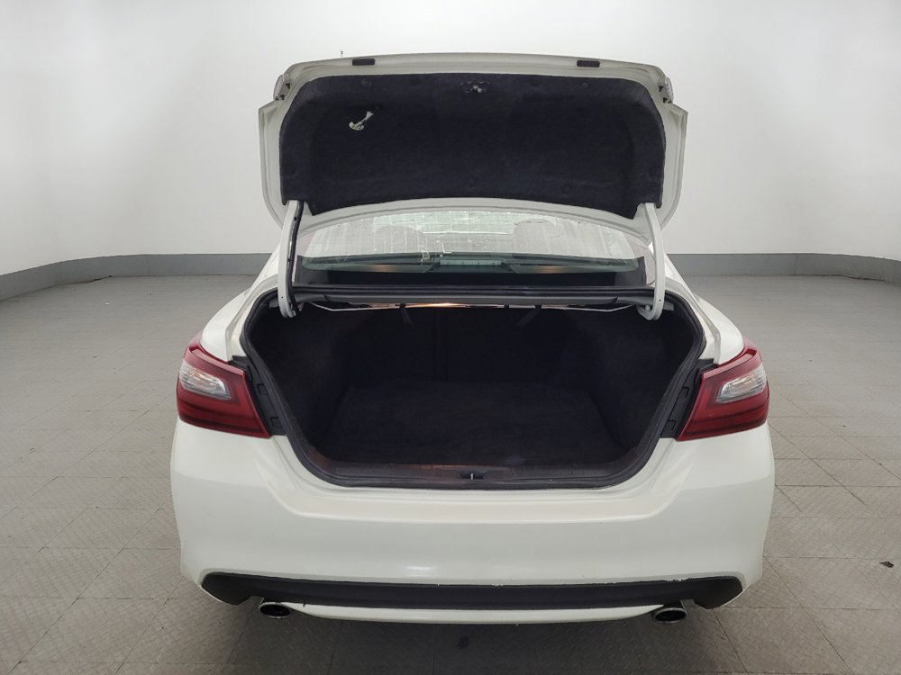 Used 2018 Nissan Altima 2.5 SR FWD image 29