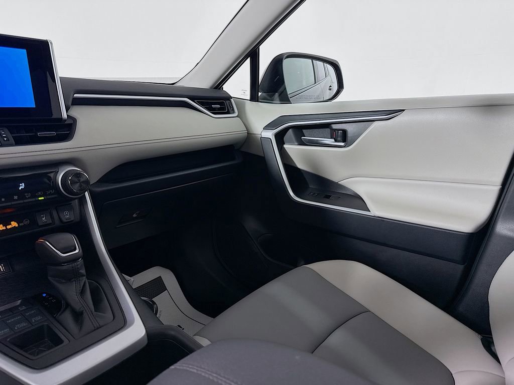 Certified 2025 Toyota RAV4 XLE Premium image 21
