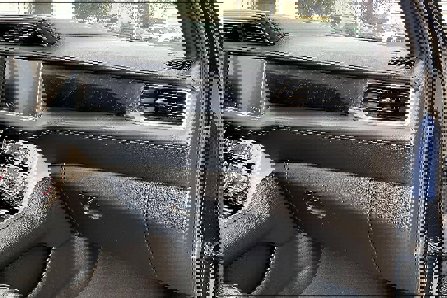 Certified 2021 GMC Yukon Denali w/ Denali Ultimate Package image 18