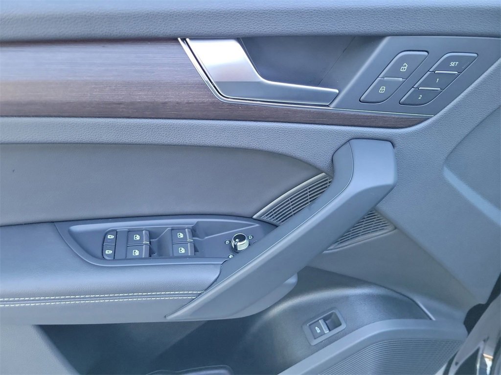 Certified 2023 Audi Q5 2.0T Prestige w/ Prestige Package image 13