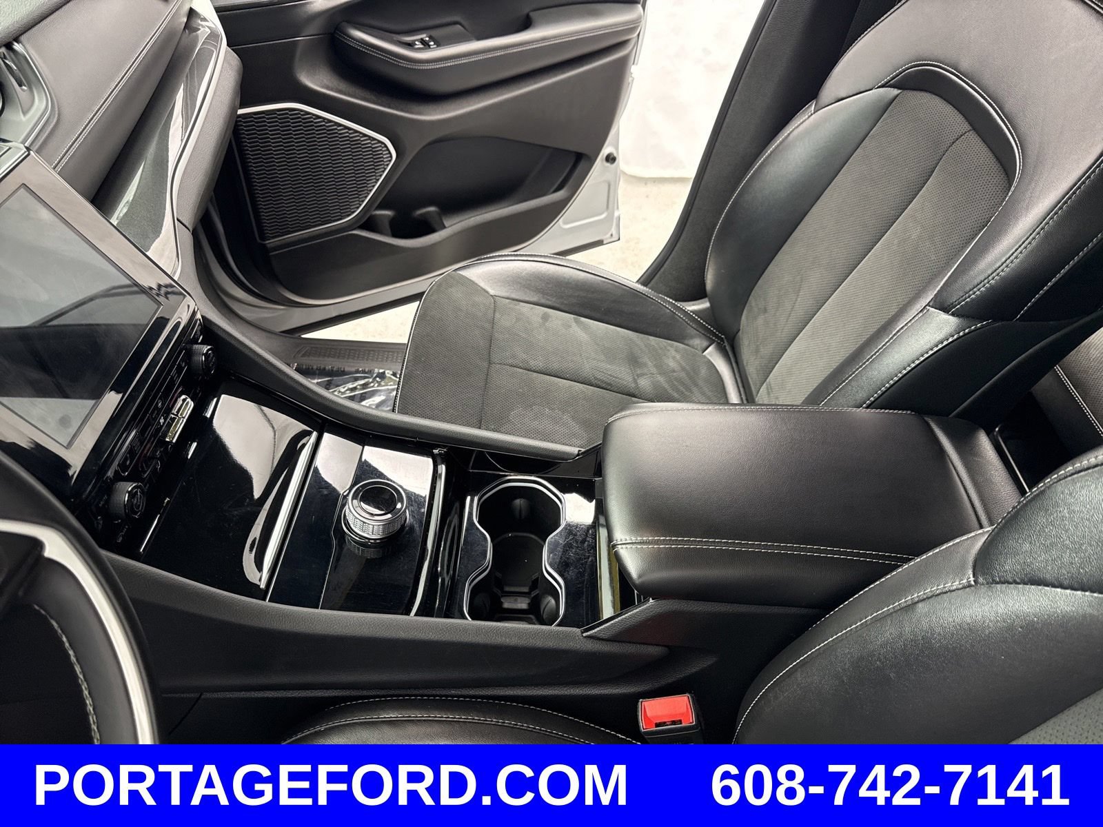 Used 2022 Jeep Grand Cherokee L Laredo AWD/4WD image 20