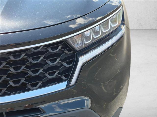 Used 2022 Kia Sorento LX FWD image 9