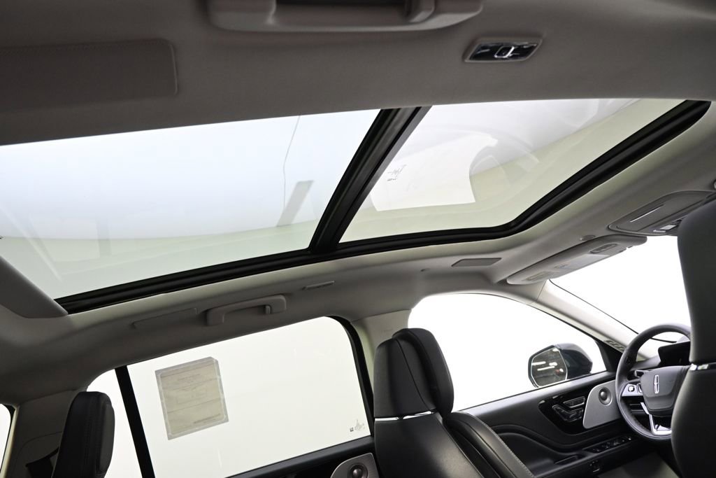 New 2026 Lincoln Aviator Reserve AWD/4WD image 17