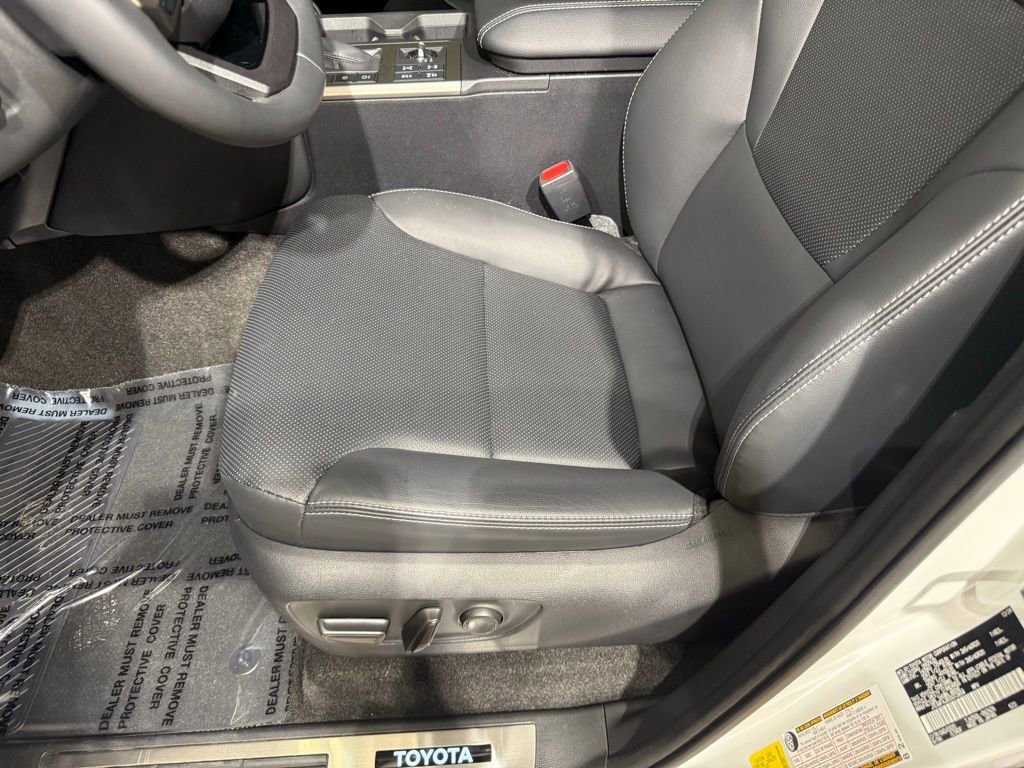 New 2025 Toyota Land Cruiser image 15