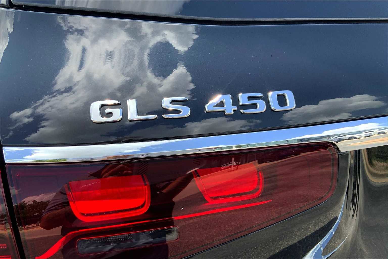 New 2025 Mercedes-Benz GLC 350e 4MATIC image 7