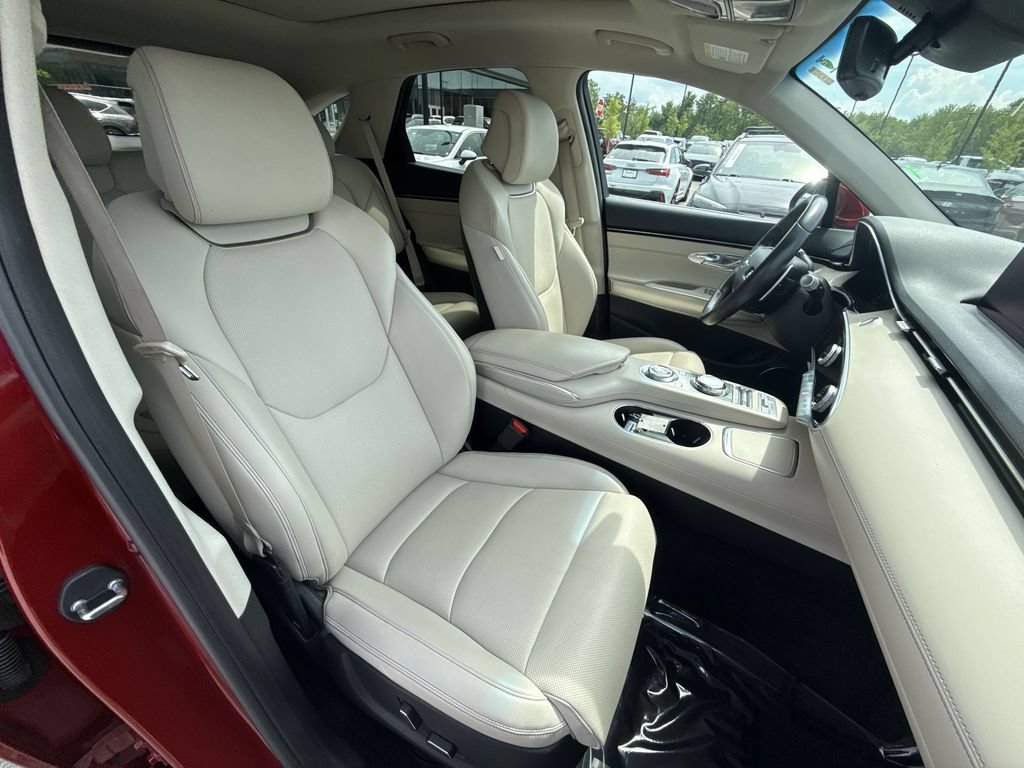 Used 2022 Genesis GV70 2.5T w/ Select Package AWD/4WD image 24