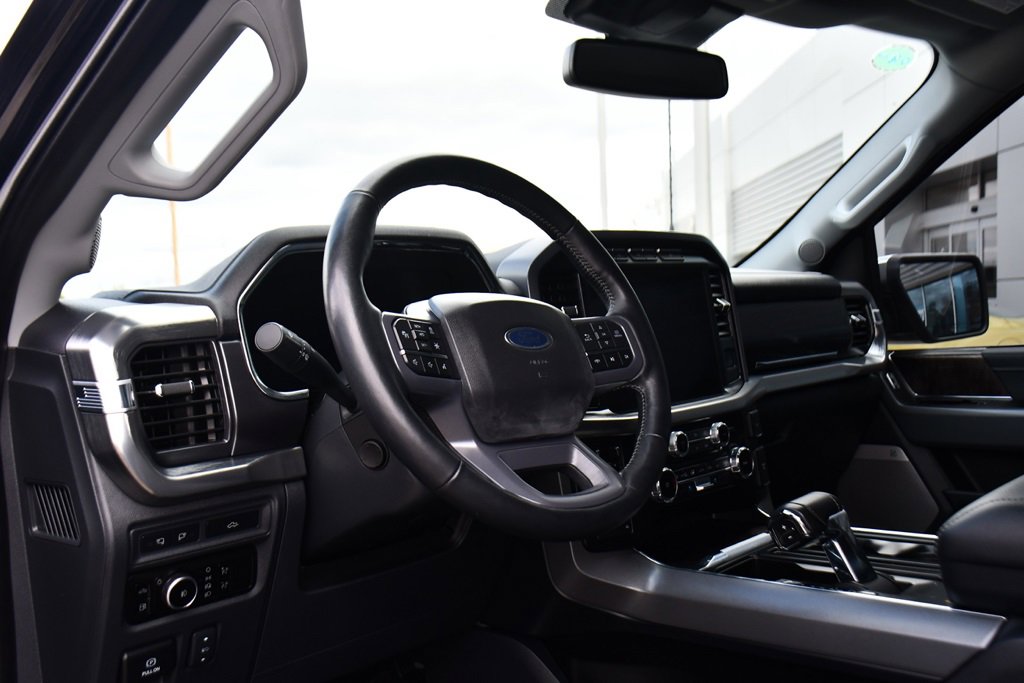 Used 2023 Ford F150 Lariat w/ Equipment Group 502A High image 11