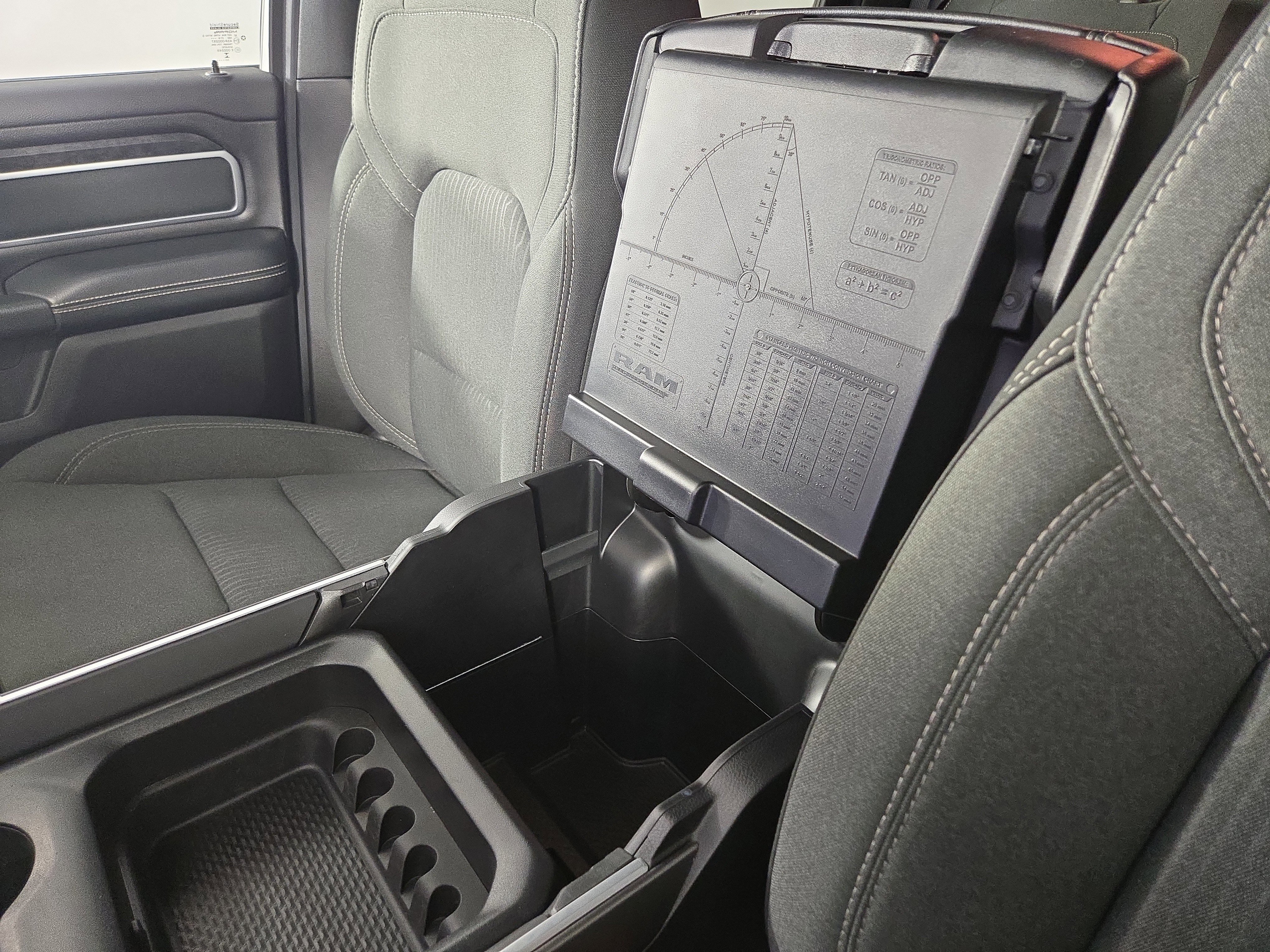 Used 2023 RAM 1500 Big Horn image 30