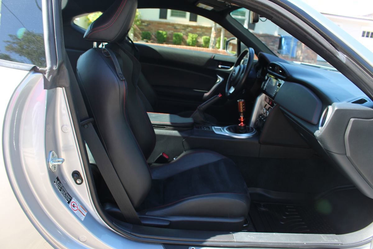 Used 2020 Subaru BRZ Limited w/ Performance Package RWD image 12