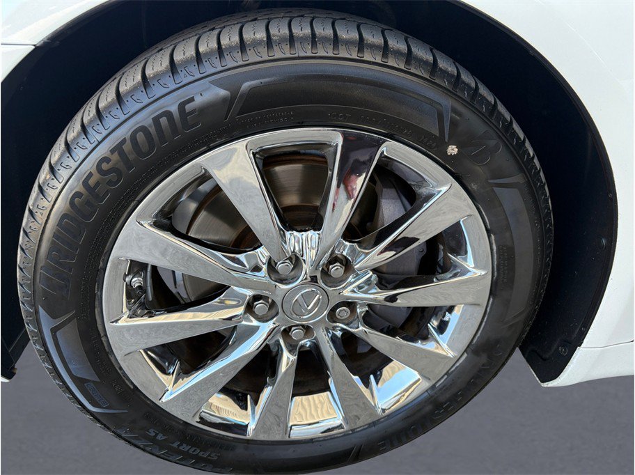 Used 2011 Lexus LS 460 w/ Comfort Pkg RWD image 7