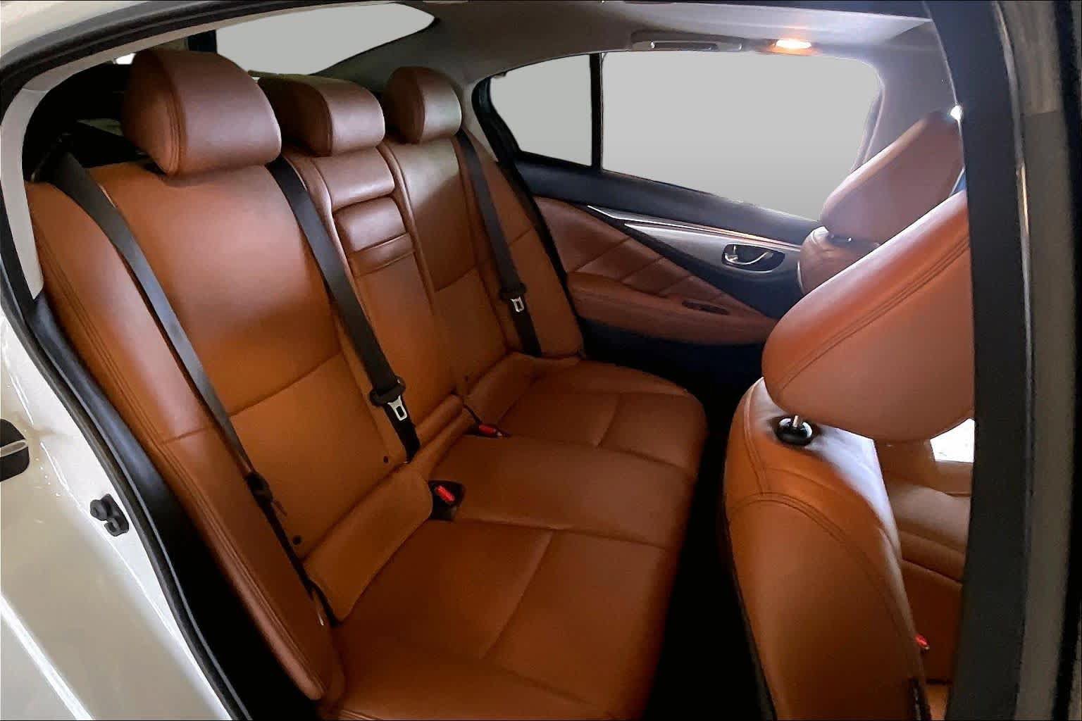 Used 2023 INFINITI Q50 Luxe w/ Cargo Package RWD image 17