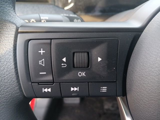 New 2026 Nissan Kicks SV w/ SV Premium Package image 23