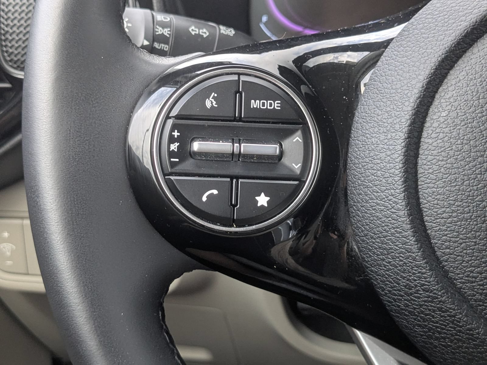 Used 2025 Kia Soul EX FWD image 17
