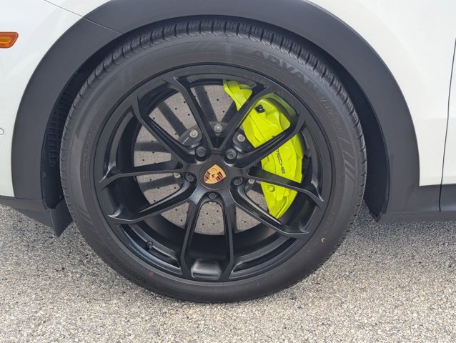 Used 2024 Porsche Cayenne Turbo AWD/4WD image 24