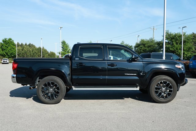 Used 2018 Toyota Tacoma SR5 RWD image 4