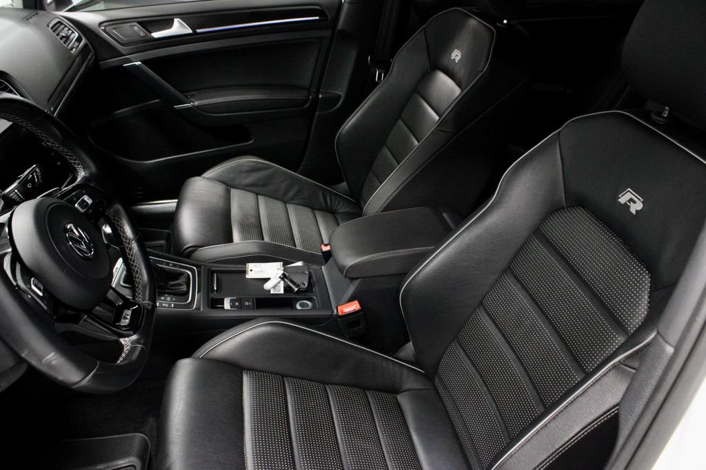 Used 2019 Volkswagen Golf R 4-Door AWD/4WD image 27