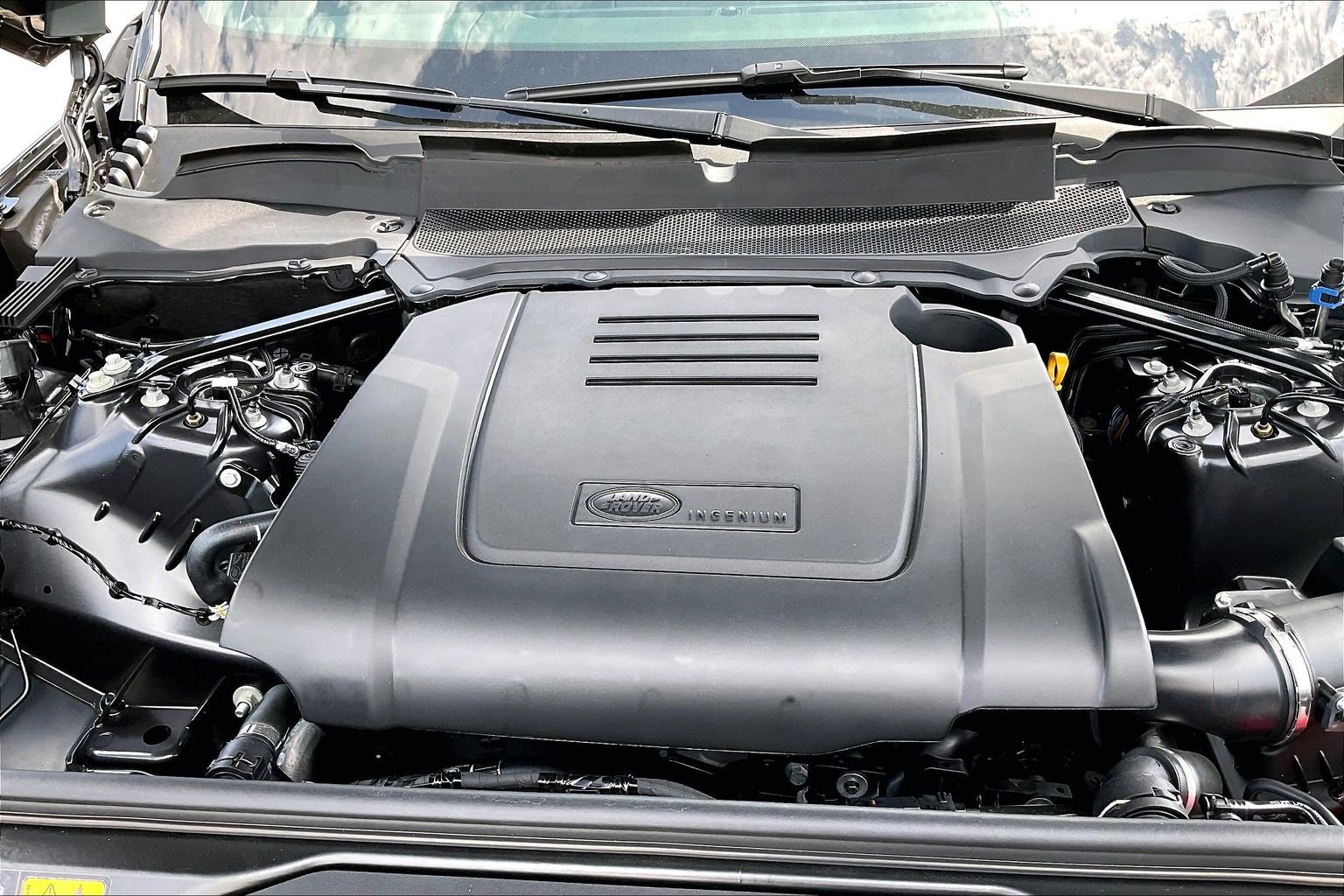 New 2026 Land Rover Discovery Dynamic SE AWD/4WD image 18